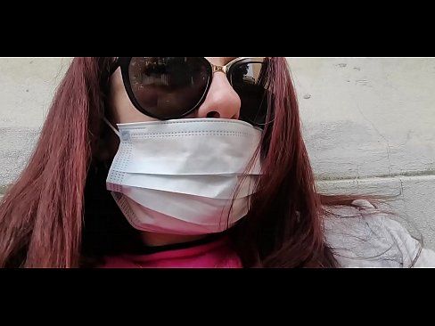 ❤️ Nicoletta o iphetetsa ho moahelani oa hae le pees ka karacheng ea hae (Special Covid19 Italy Quarantine) ️ ☑